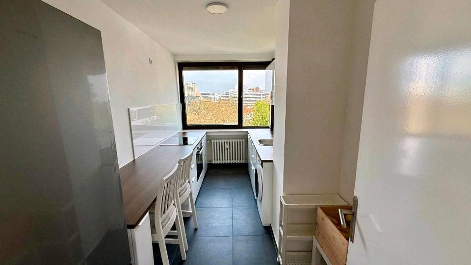 Etagenwohnung Düsseldorf Oberbilk - 2 Zimmer, 66 m&sup2;, 1.550&euro; | Angebot:26227595