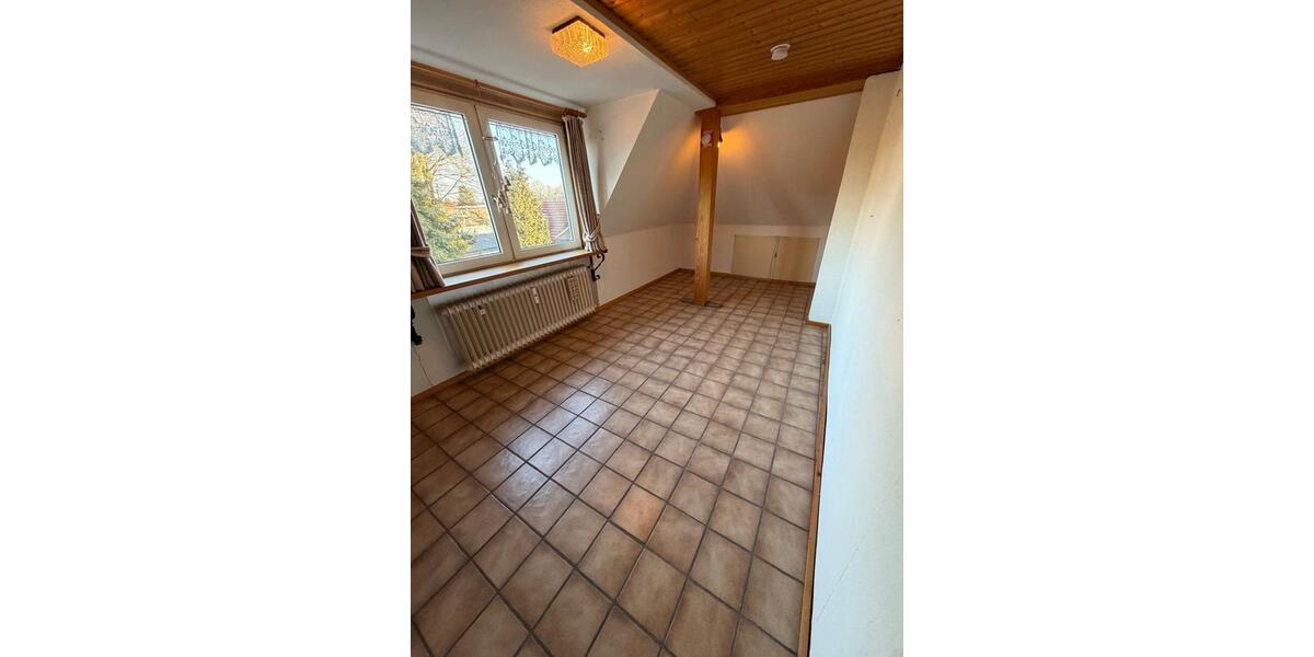 Dachgeschoßwohnung Bochum Eppendorf - 2 Zimmer, 55 m&sup2;, 565&euro; | Angebot:26543513