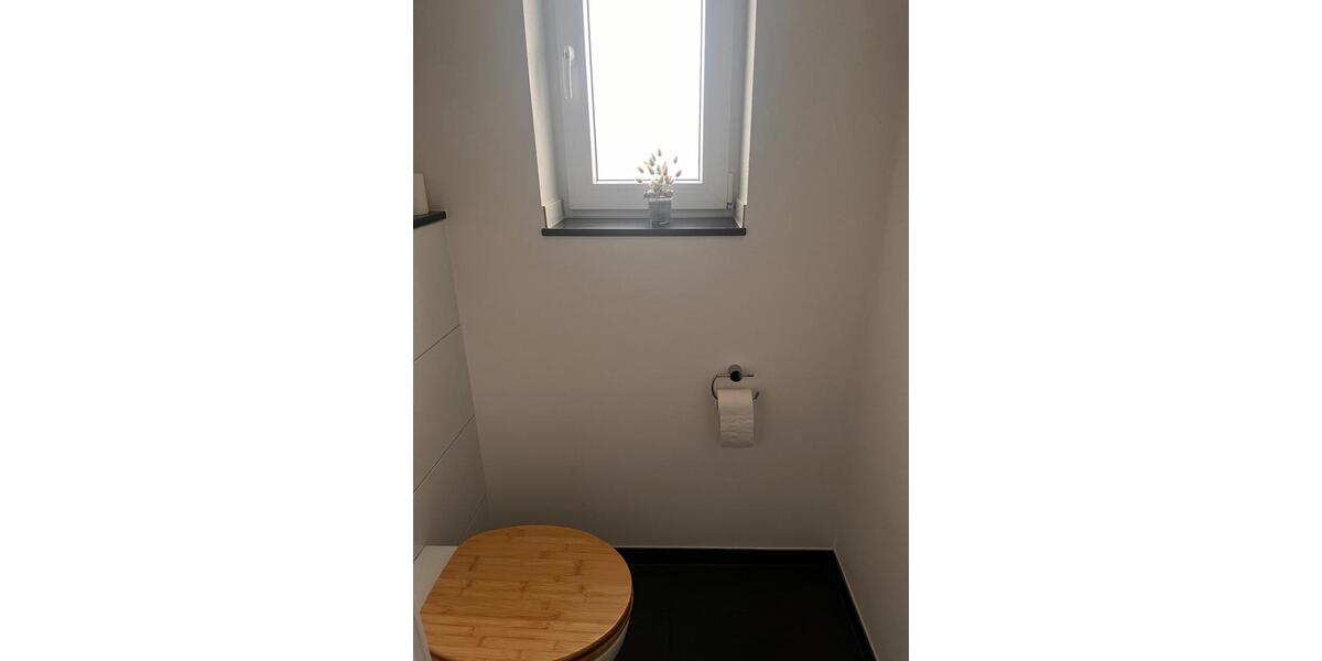 Etagenwohnung Solingen Central - 2 Zimmer, 75 m&sup2;, 755&euro; | Angebot:26482616