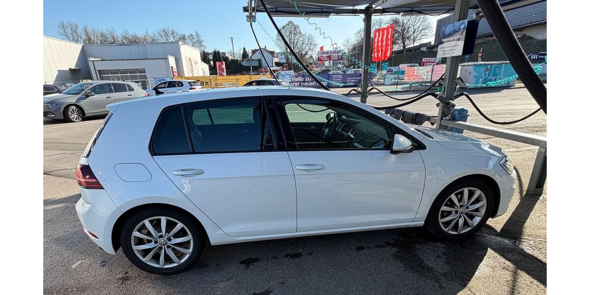 VW Golf 96.700 km 15.499 &euro; Bochum 44805