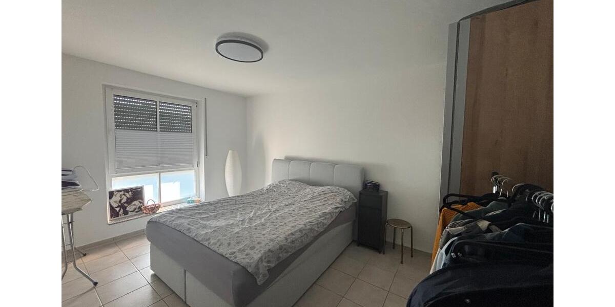 Erdgeschoßwohnung Velbert - 2 Zimmer, 71 m&sup2;, 1.000&euro; | Angebot:25864221