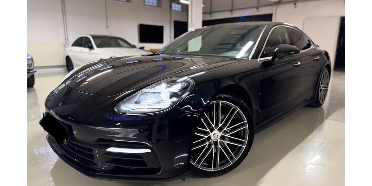 Porsche Panamera 210.646 km 39.999 &euro; Düsseldorf 40233