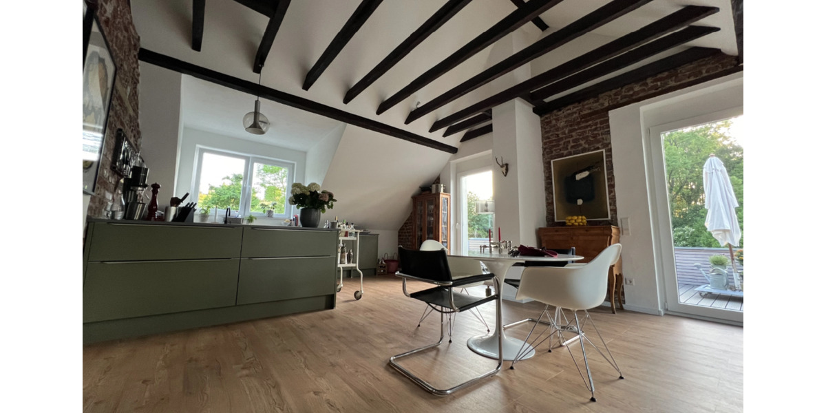 Dachgeschoßwohnung Haan - 3 Zimmer, 99 m&sup2;, 1.500&euro; | Angebot:25613653