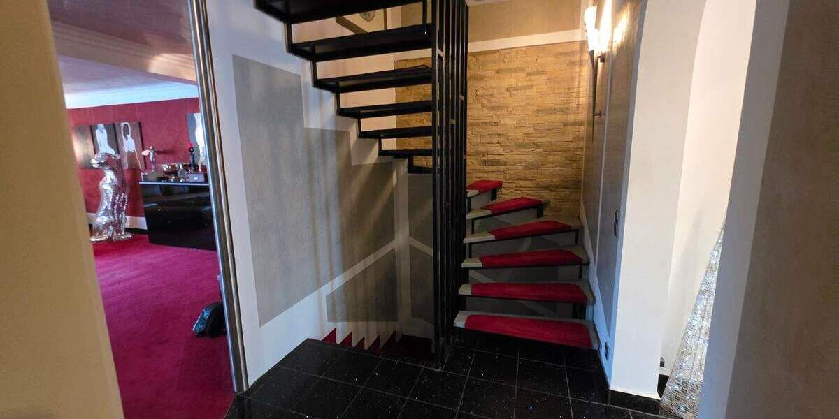 Mehrfamilienhaus, Wohnhaus Velbert Tönisheide - 4 Zimmer, 220 m&sup2;, 820.000&euro; | Angebot:25733905