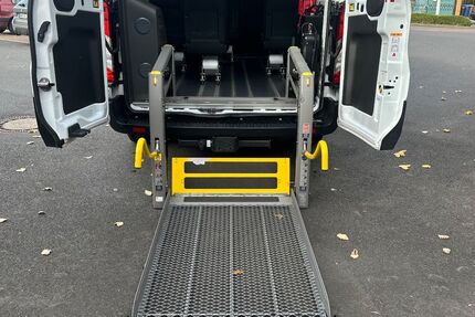 Ford Transit 166.350 km 21.990 &euro; Solingen 42697