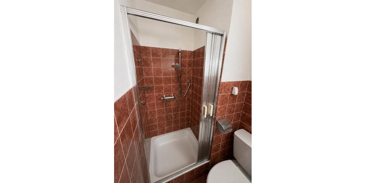 Erdgeschoßwohnung Gelsenkirchen Ückendorf - 5 Zimmer, 101 m&sup2;, 169.000&euro; | Angebot:27077718