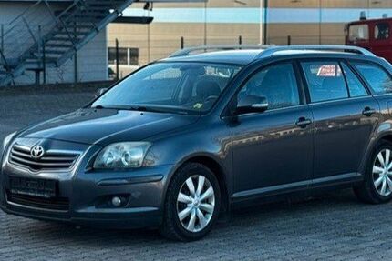 Toyota Avensis 304.121 km 2.200 &euro; Wuppertal 42389