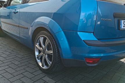 Ford Focus 159.999 km 3.498 &euro; Radevormwald 42477
