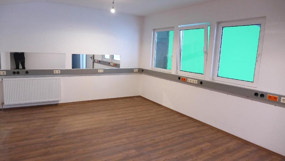 Gewerbeobjekt Wuppertal Gemarkung Langerfeld - 1.700&euro; | Angebot:19629705