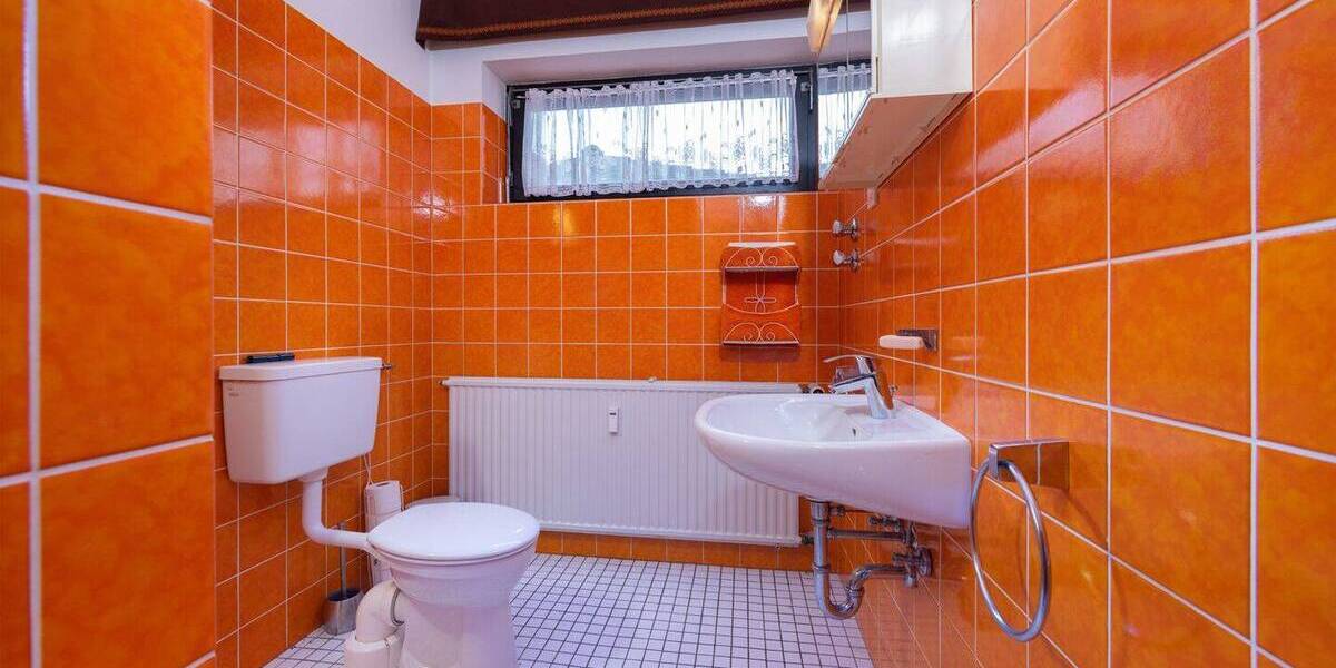 Einfamilienhaus Wuppertal Ronsdorf - 7 Zimmer, 230 m&sup2;, 670.000&euro; | Angebot:26656752
