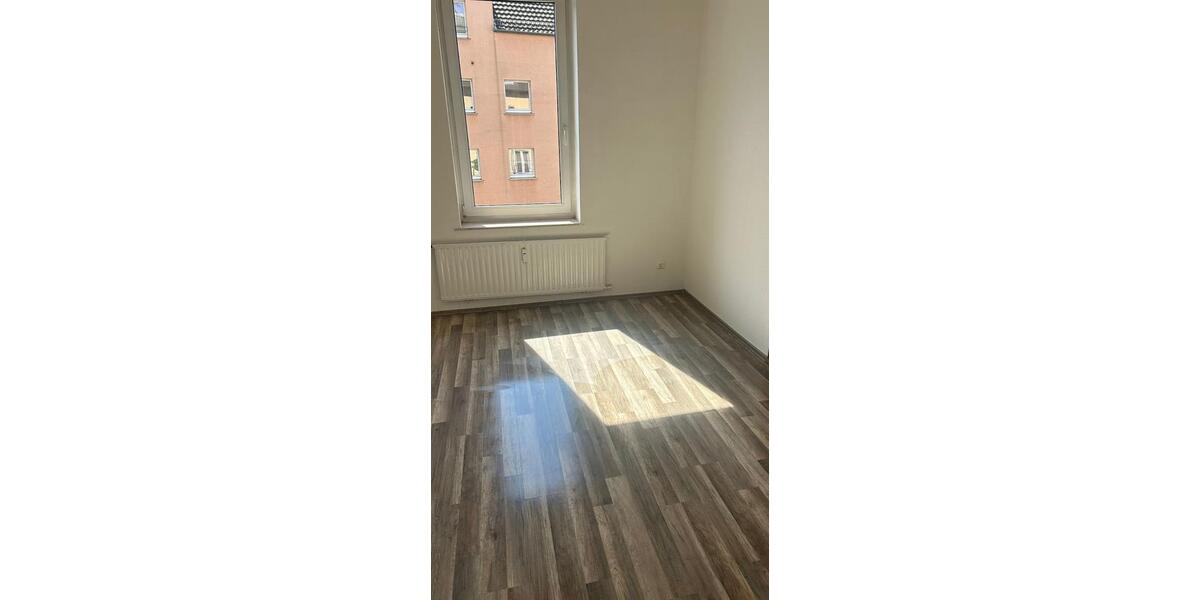 Etagenwohnung Essen Stadtbezirk II - 2 Zimmer, 43 m&sup2;, 459&euro; | Angebot:26463896