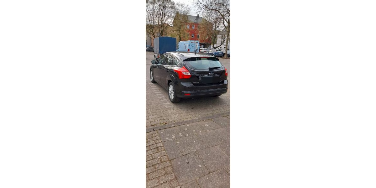 Ford Focus 53.680 km 6.900 &euro; Gelsenkirchen 45879