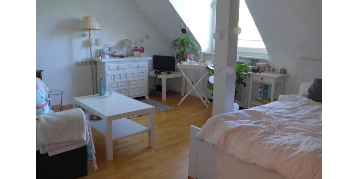 Dachgeschoßwohnung Essen Stadtbezirk III - 1 Zimmer, 29 m&sup2;, 70.000&euro; | Angebot:26445580