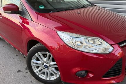 Ford Focus 112.437 km 5.899 &euro; Wuppertal 42285