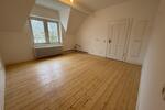 Etagenwohnung Wuppertal Arrenberg - 3.5 Zimmer, 109 m&sup2;, 1.350&euro; | Angebot:26605400