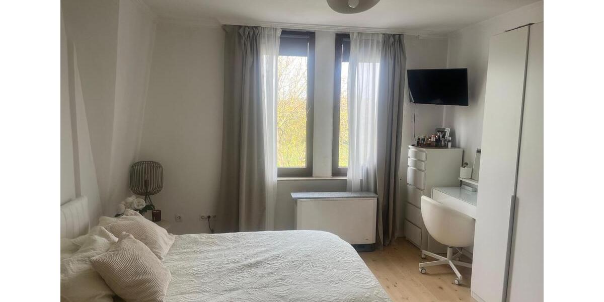 Etagenwohnung Düsseldorf Stadtbezirk 9 - 2 Zimmer, 65 m&sup2;, 1.000&euro; | Angebot:25987290