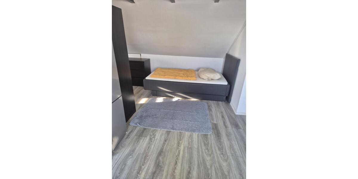 Etagenwohnung Mettmann - 1 Zimmer, 40 m&sup2;, 700&euro; | Angebot:26023971