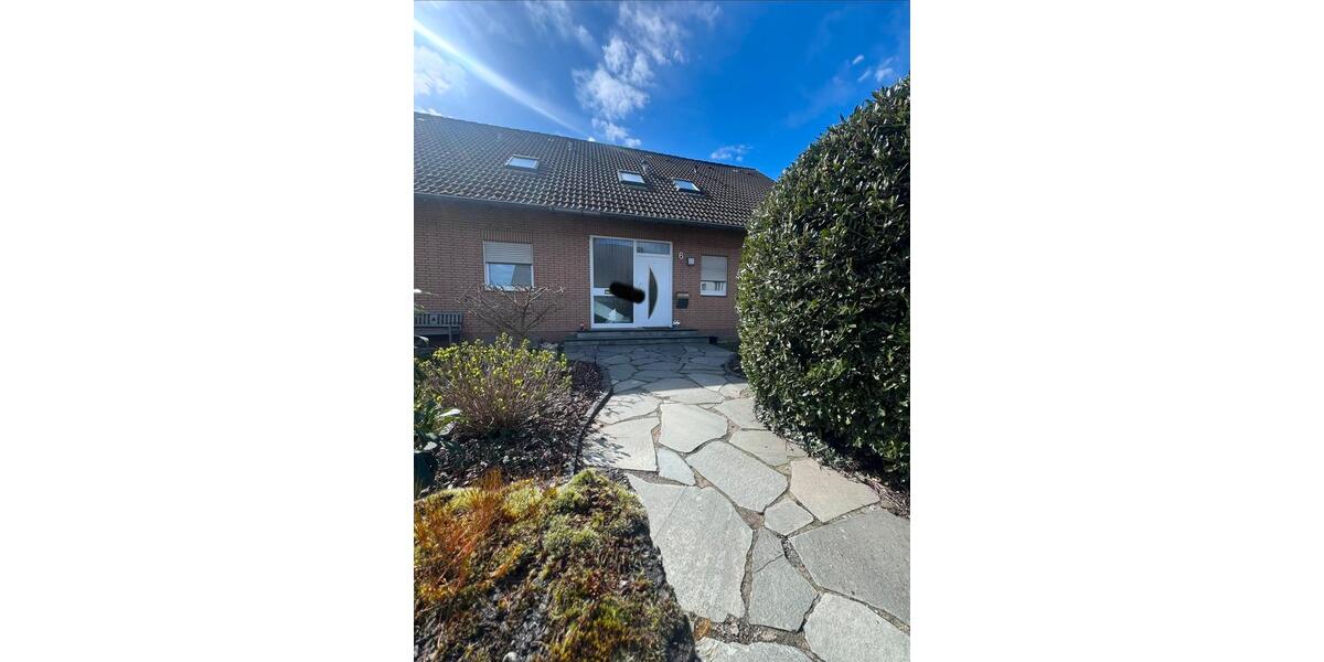 Etagenwohnung Burscheid - 4 Zimmer, 125 m&sup2;, 1.450&euro; | Angebot:25961222