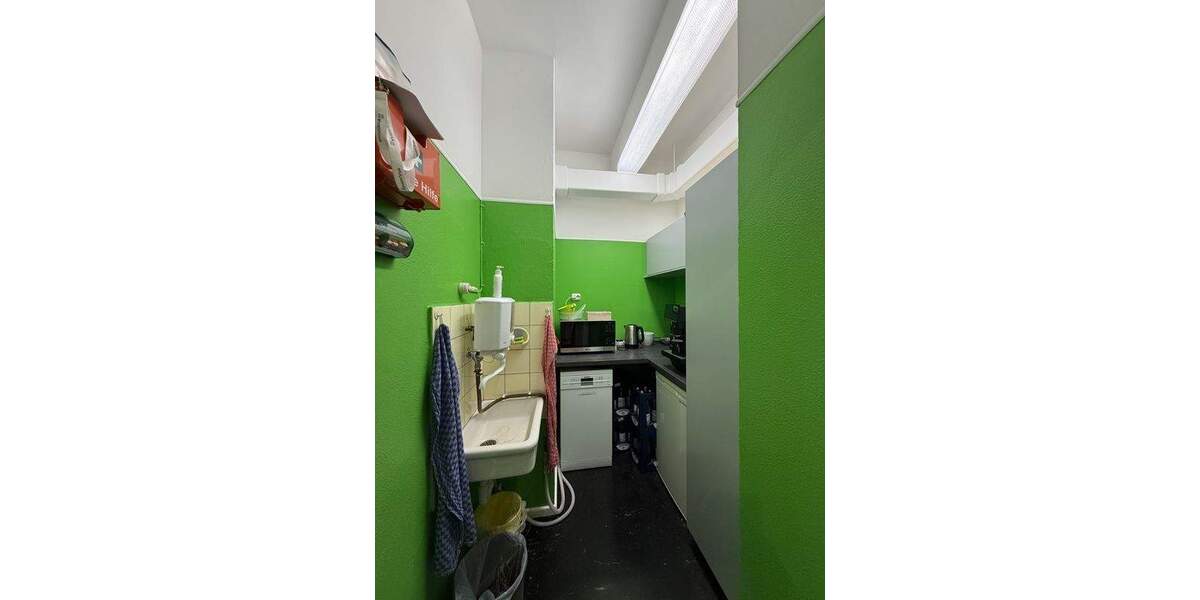 Gewerbeobjekt Essen Holsterhausen - 1.720&euro; | Angebot:25899800