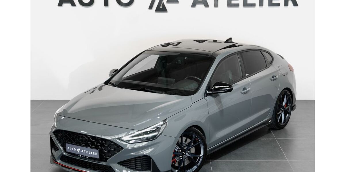 Hyundai i30 64.000 km 28.990 &euro; Remscheid 42855