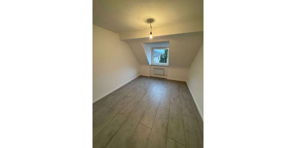Etagenwohnung Essen Holsterhausen - 2.5 Zimmer, 34 m&sup2;, 370&euro; | Angebot:26105344