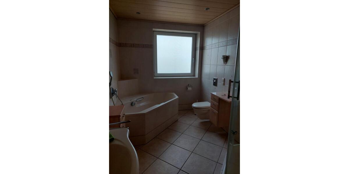 Dachgeschoßwohnung Witten Rüdinghausen - 3 Zimmer, 93 m&sup2;, 837&euro; | Angebot:26482654