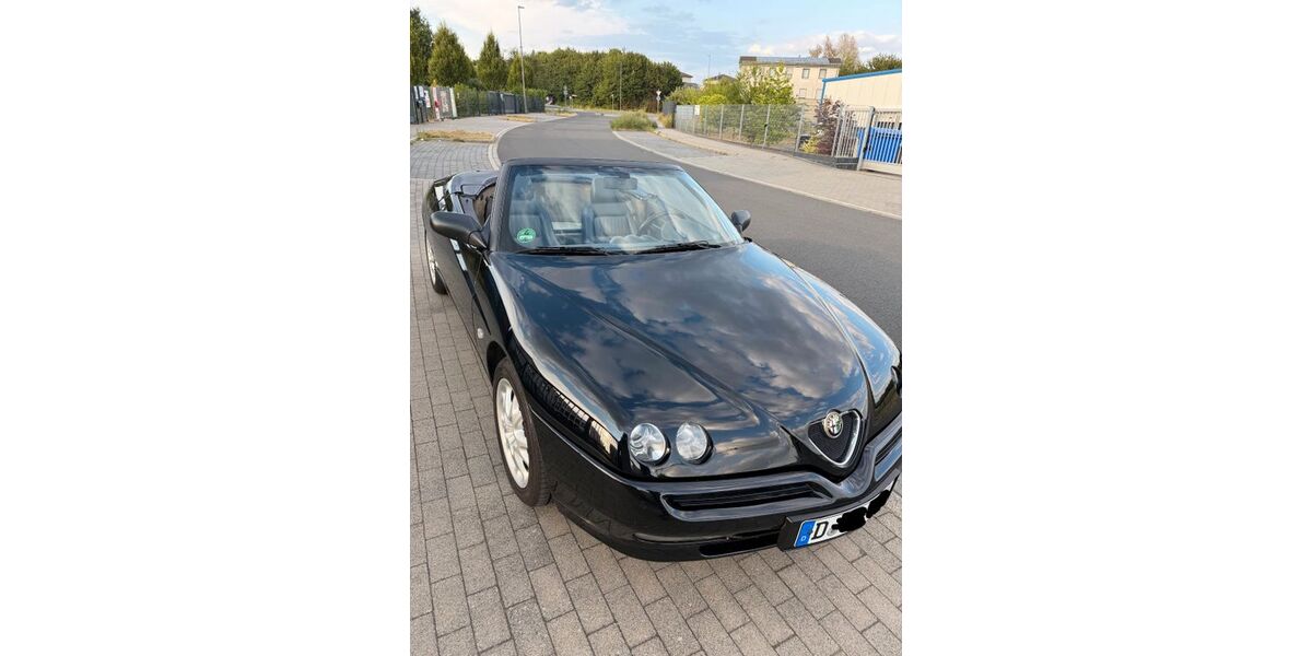 Alfa Romeo Spider 229.439 km 4.000 &euro; Düsseldorf 40211