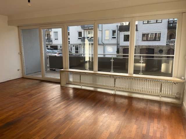 Etagenwohnung Remscheid Gemarkung Bergisch Born - 4 Zimmer, 100 m&sup2;, 290.000&euro; | Angebot:25362289