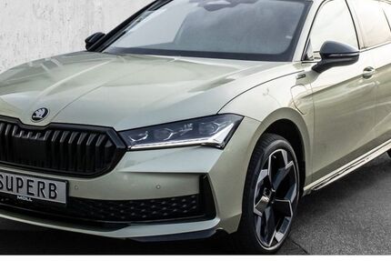 Skoda Superb 10.000 km 47.480 &euro; Düsseldorf 40474