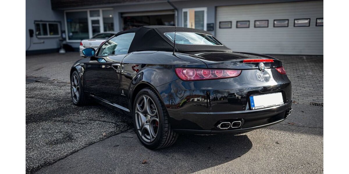 Alfa Romeo Spider 13.800 km 33.900 &euro; Remscheid 42855