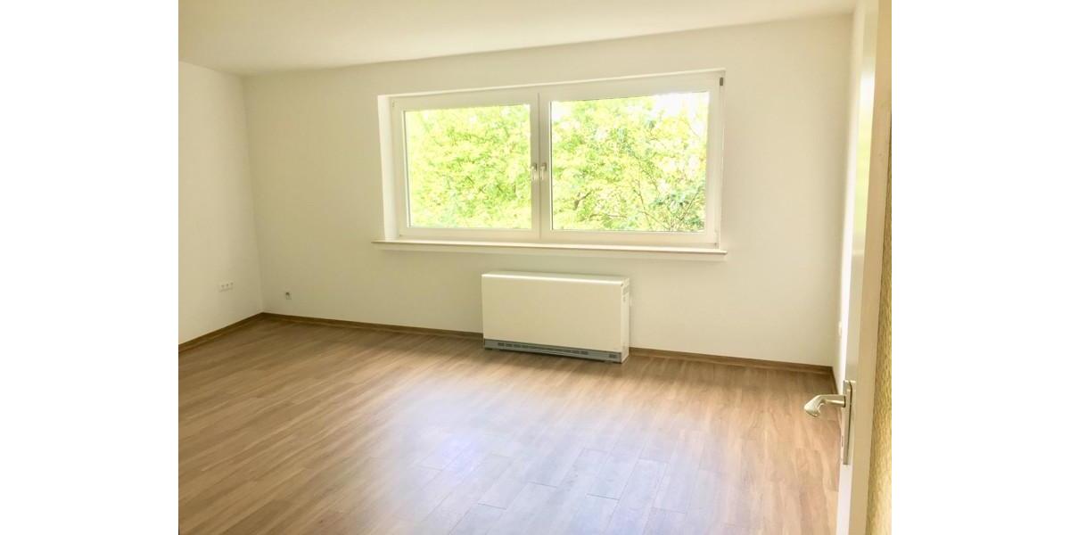 Etagenwohnung Wuppertal Gemarkung Langerfeld - 2 Zimmer, 64 m&sup2;, 470&euro; | Angebot:25397295