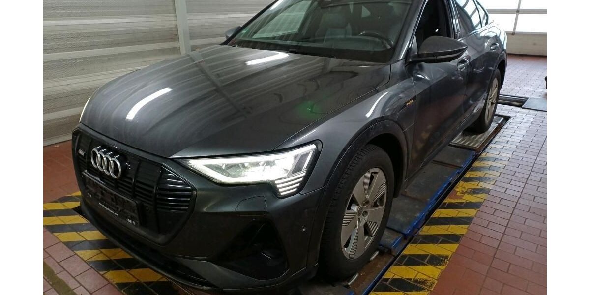 Audi e-tron 69.998 km 37.914 &euro; Hagen 58091