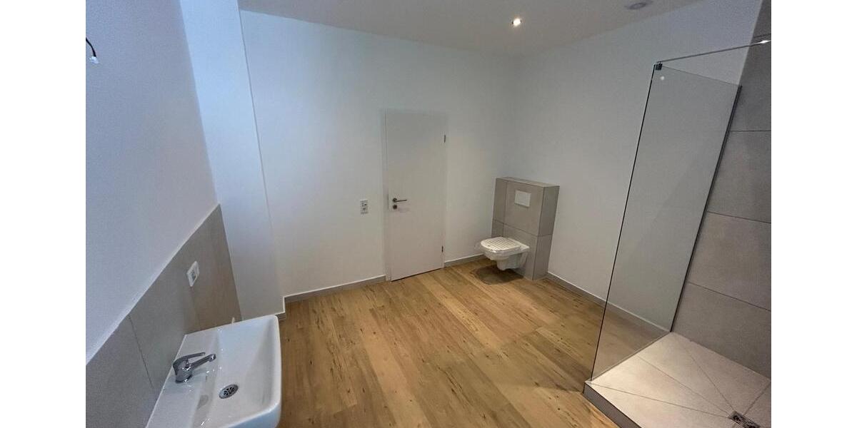 Etagenwohnung Wuppertal Arrenberg - 1 Zimmer, 23 m&sup2;, 330&euro; | Angebot:26532479