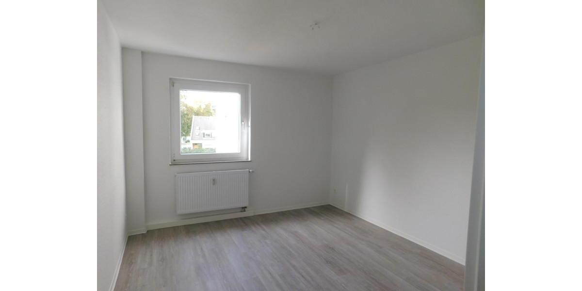 Erdgeschoßwohnung Essen Stadtbezirk VIII - 3 Zimmer, 76 m&sup2;, 776&euro; | Angebot:25386620