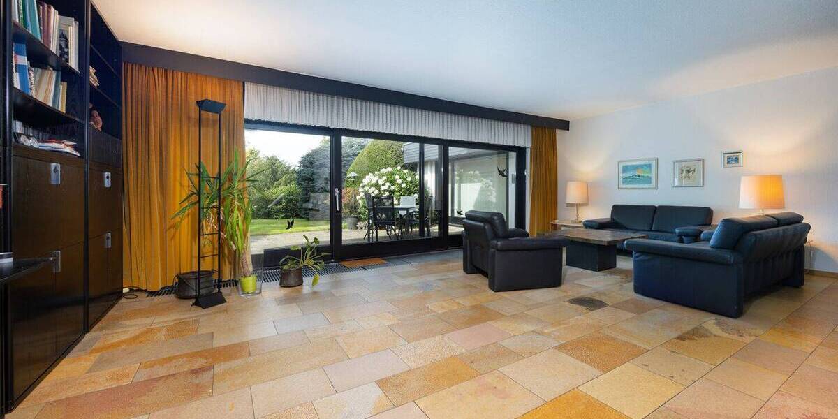 Einfamilienhaus Wuppertal Ronsdorf - 7 Zimmer, 230 m&sup2;, 670.000&euro; | Angebot:26656752