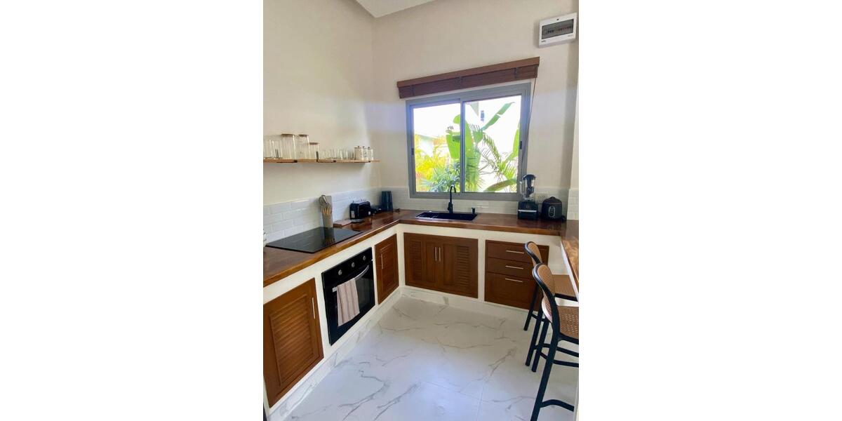 Bungalow Düsseldorf Stadtmitte - 4 Zimmer, 112 m&sup2;, 1.180&euro; | Angebot:26539492