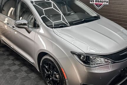 Chrysler Pacifica 61.000 km 26.490 &euro; Bochum 44809