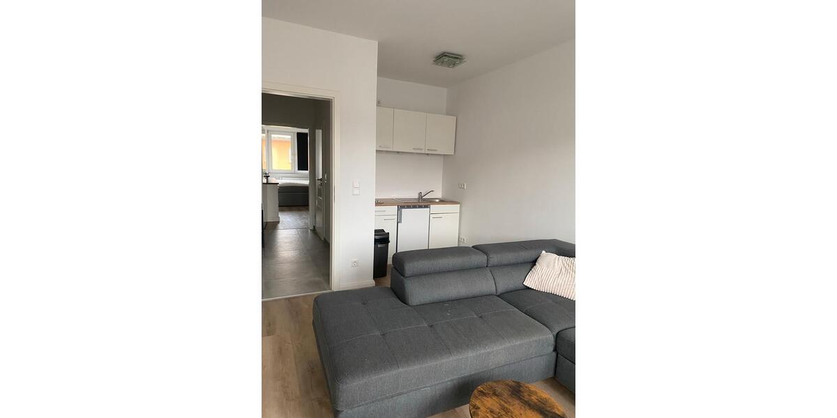 Etagenwohnung Düsseldorf Oberbilk - 2 Zimmer, 45 m&sup2;, 875&euro; | Angebot:26504017
