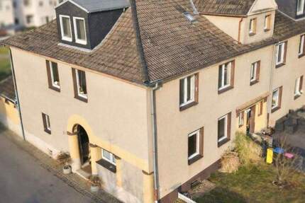 Haus Gelsenkirchen Bismarck - 6 Zimmer, 200 m&sup2;, 249.000&euro; | Angebot:25779459