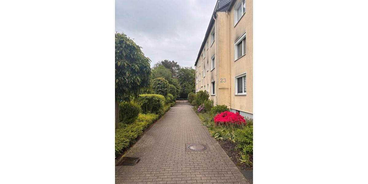 Dachgeschoßwohnung Hilden - 3 Zimmer, 77 m&sup2;, 265.000&euro; | Angebot:26538028
