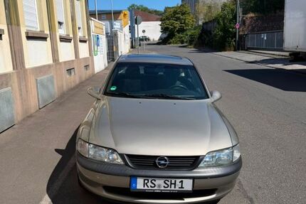 Opel Vectra 132.000 km 3.499 &euro; Wermelskirchen 42929