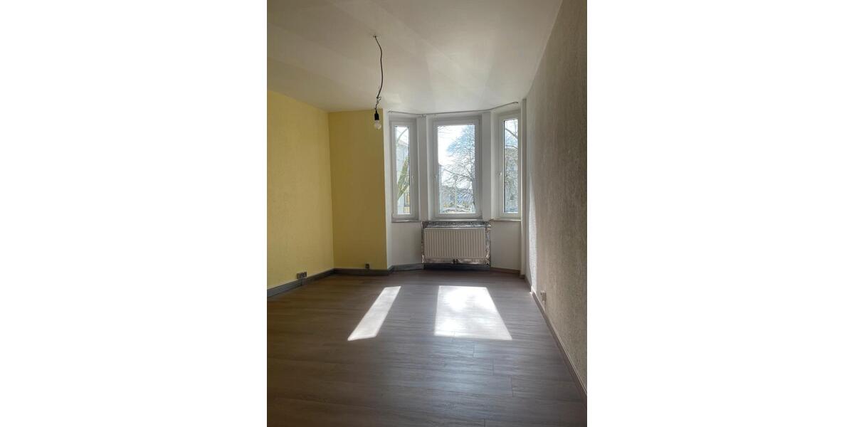 Etagenwohnung Essen Stadtbezirk V - 2 Zimmer, 52 m&sup2;, 570&euro; | Angebot:26041003