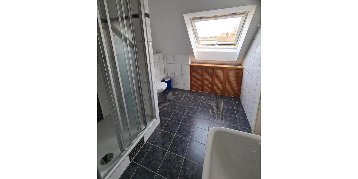 Dachgeschoßwohnung Mettmann - 1 Zimmer, 35 m&sup2;, 410&euro; | Angebot:25551487