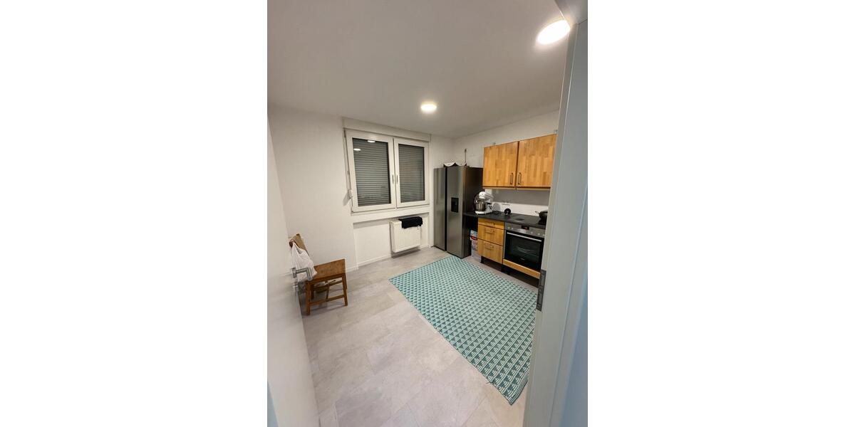 Dachgeschoßwohnung Gelsenkirchen Gelsenkirchen-Mitte - 3 Zimmer, 110 m&sup2;, 695&euro; | Angebot:25764280