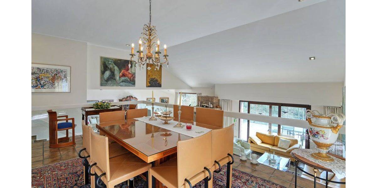 Einfamilienhaus Bochum Stiepel - 5 Zimmer, 257 m&sup2;, 1.175.000&euro; | Angebot:26037413