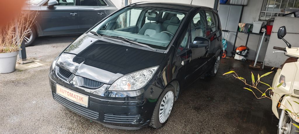 Mitsubishi Colt 98.000 km 2.450 &euro; Essen 45136