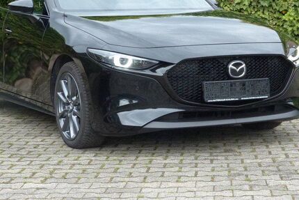 Mazda 3 6.500 km 28.900 &euro; Gelsenkirchen 45899