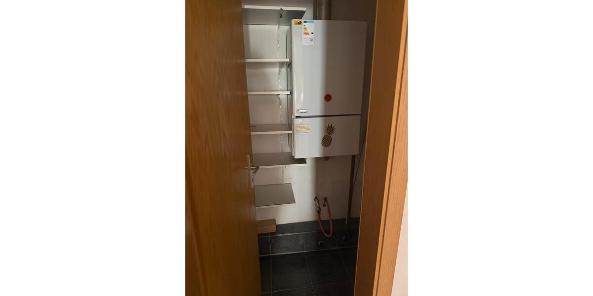 Dachgeschoßwohnung Remscheid Reinshagen - 1 Zimmer, 68 m&sup2;, 590&euro; | Angebot:26491225