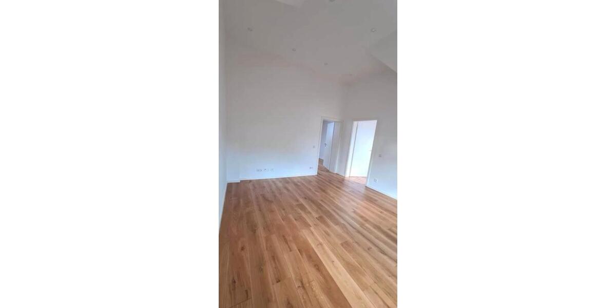 Etagenwohnung Solingen Aufderhöhe - 2 Zimmer, 55 m&sup2;, 1.110&euro; | Angebot:26560447