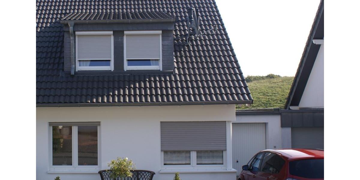 Doppelhaushälfte Odenthal - 5 Zimmer, 150 m&sup2;, 595.000&euro; | Angebot:25174221